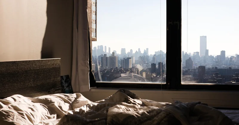 Quand partir et où dormir : les deux décisions qui changent tout