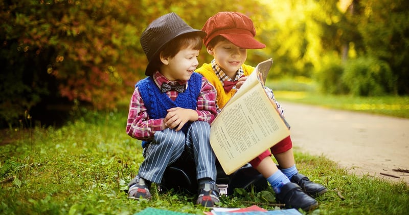 Voyager avec un bébé : conseils et équipement essentiel pour un voyage serein